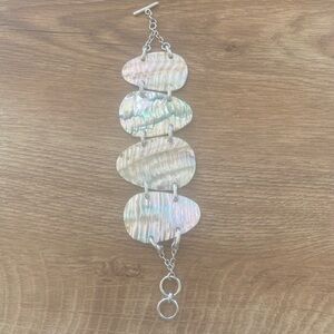 Elegant 925 Silver Shell Bracelet